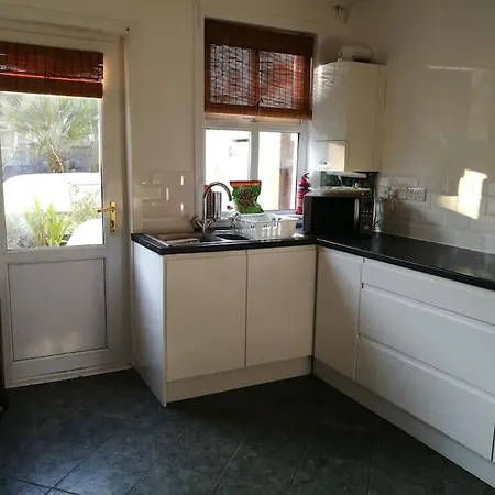 Lovely, Perfectly Situated Townhouse. Holiday home